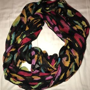2 Infinity Scarves